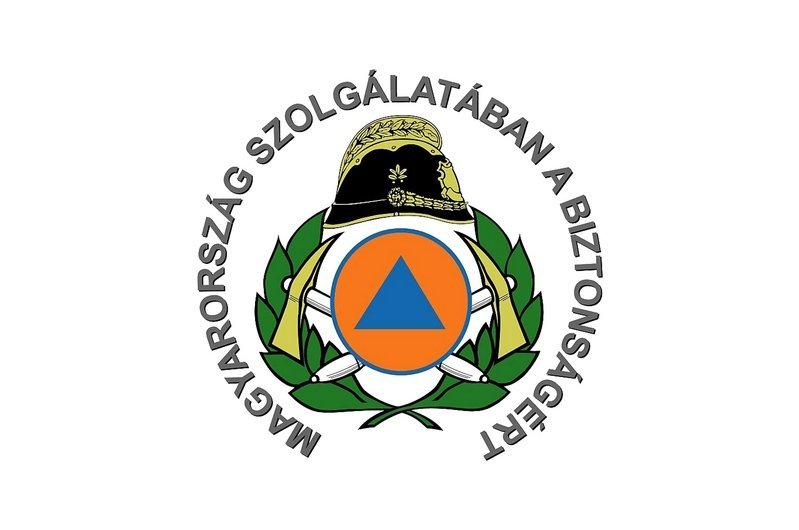 Szalagkorlátnak ütköztek autók az M0-áson április 8-án